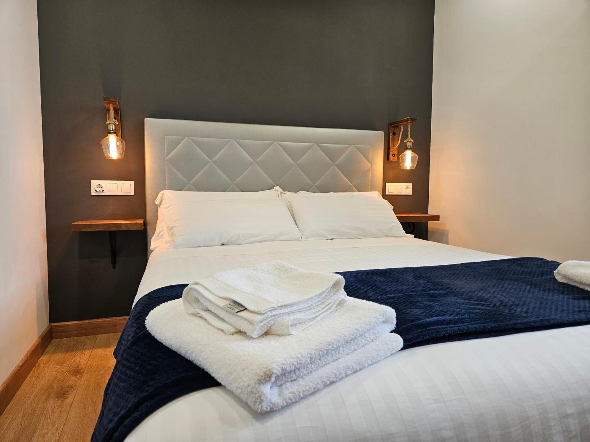 Apartamentos Rurales Lola Penarronda Castropol Bagian luar foto